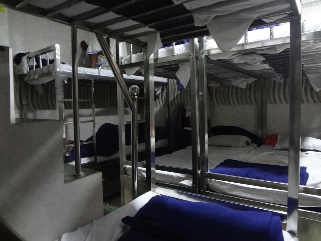Aashiyana Dormitory Βομβάη Εξωτερικό φωτογραφία